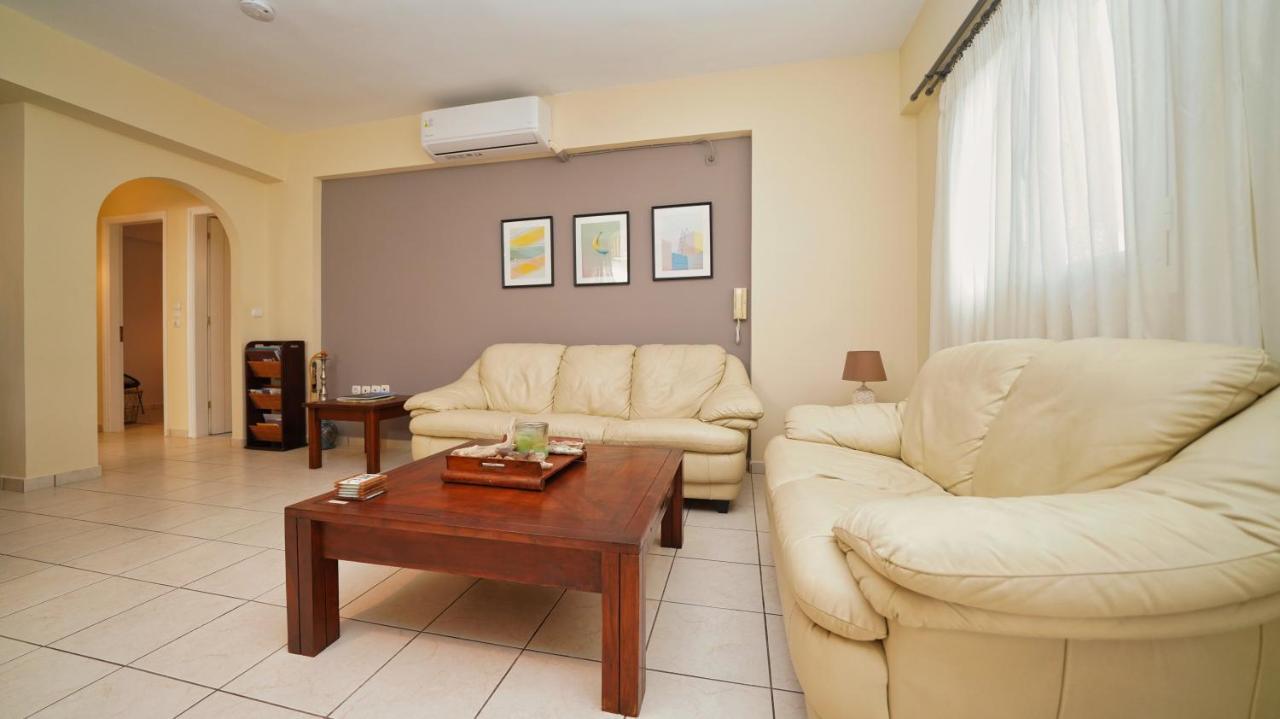 Tzofa'S Apartment Ермиони Екстериор снимка