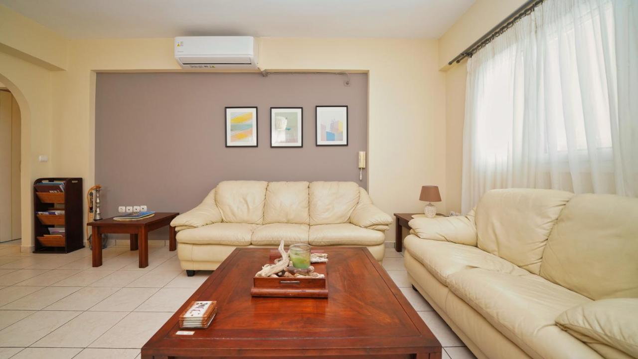 Tzofa'S Apartment Ермиони Екстериор снимка