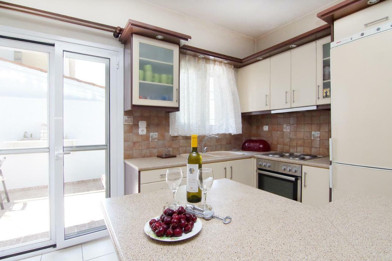 Tzofa'S Apartment Ермиони Екстериор снимка