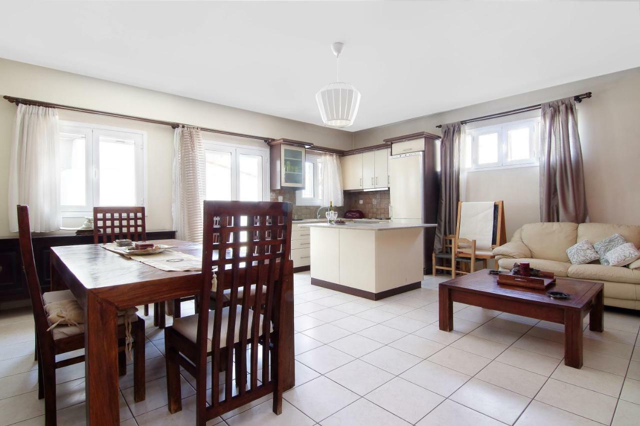 Tzofa'S Apartment Ермиони Екстериор снимка